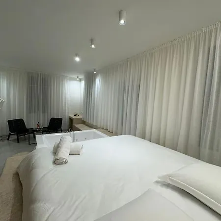 아파트 Maison Lyo - Luxueuse King Size & Balneo 칸느