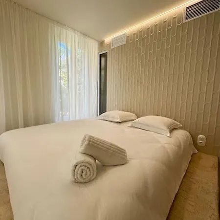 Maison Lyo - Luxueuse King Size & Balneo